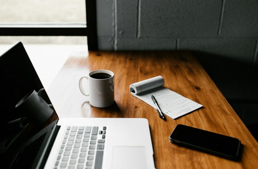 Top 6 Foreclosure Auction Sites for REO and Seized Property Research